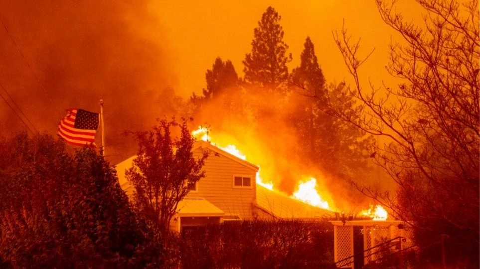 Μεγάλη πυρκαγιά σάρωσε τη βόρεια Καλιφόρνια -Φόβοι για νεκρούς (εικόνες,βίντεο)